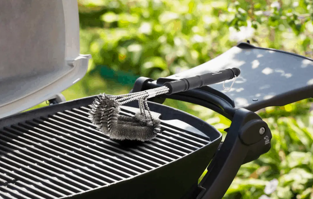 9 Best Grill Brushes (Reviews and Buying Guide 2022)
