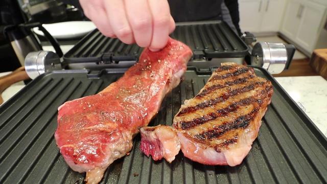 How to Cook Steak on an Electric Griddle