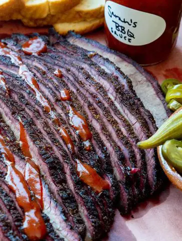 HOW LONG DOES IT TAKE TO SMOKE A BRISKET AT 250 DEGREES FAHRENHEIT