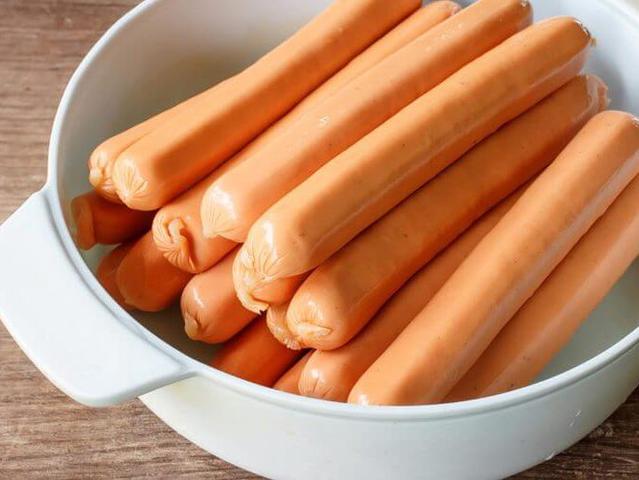 Can You Eat Raw Hot Dogs?