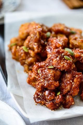 How to Make Dakgangjeong (Korean Fried Chicken)
