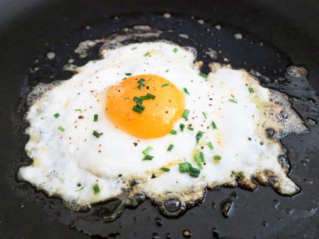 14 Best Seasonings for Eggs to Spice up Your Breakfast
